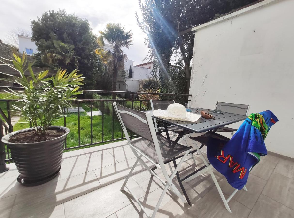 Charmant T2 Proche Plage Avec Terrasse Privative Royan Exterior foto